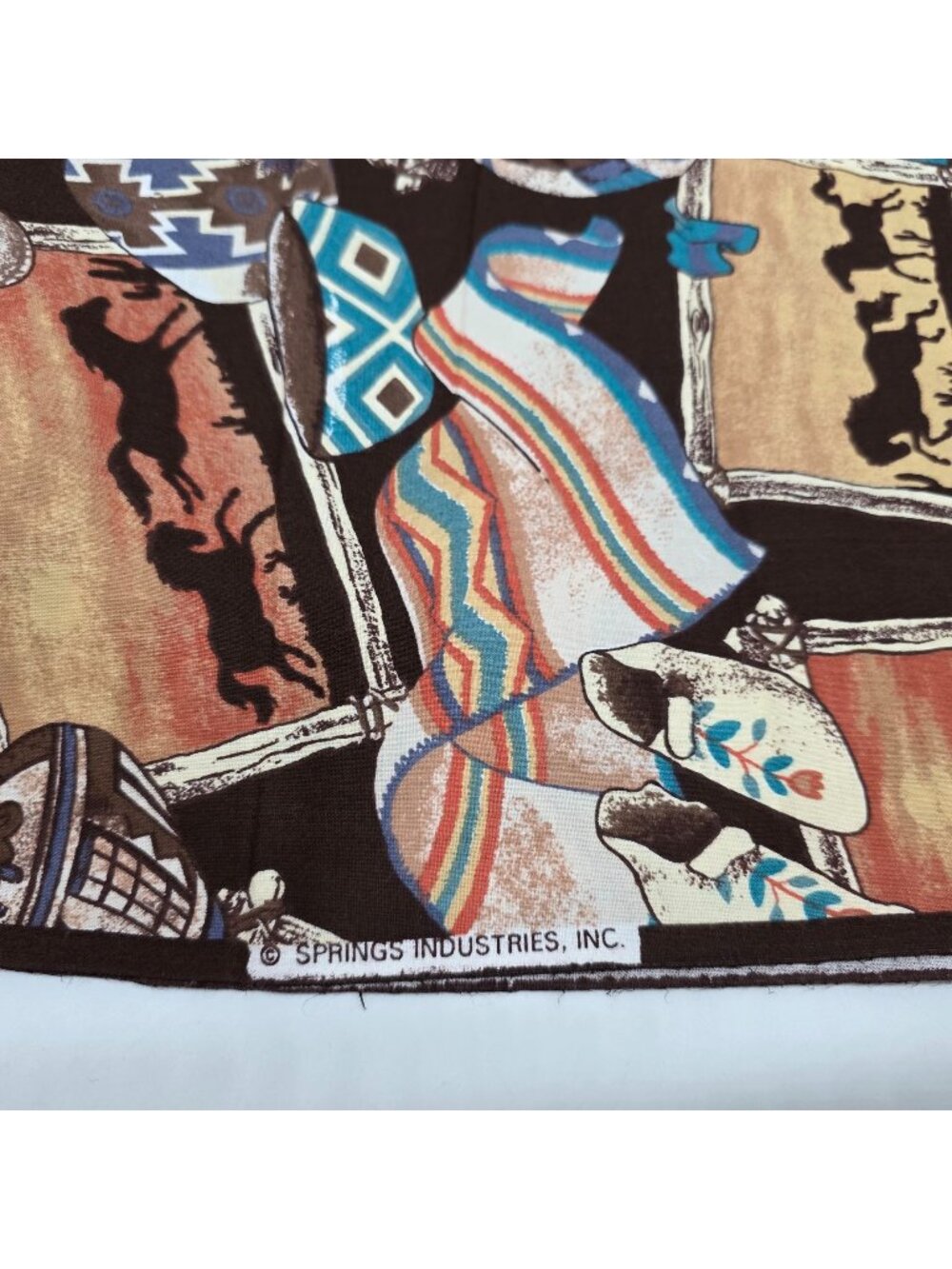 Southwestern Themed Fabric By Springs Industries Quilting Craft Tan 2 Yd 34 In